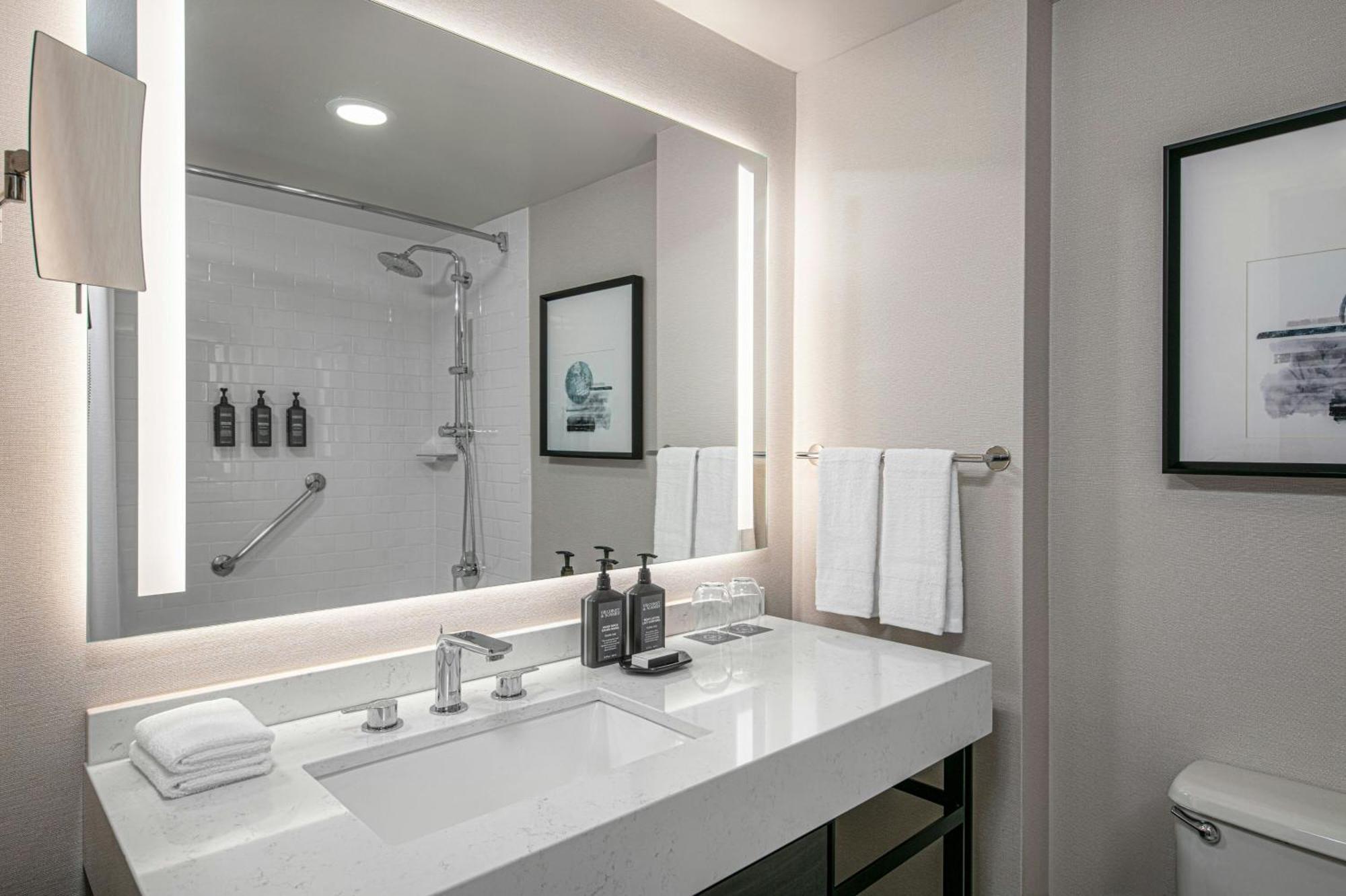Sheraton Laguardia East Hotel New York Bagian luar foto