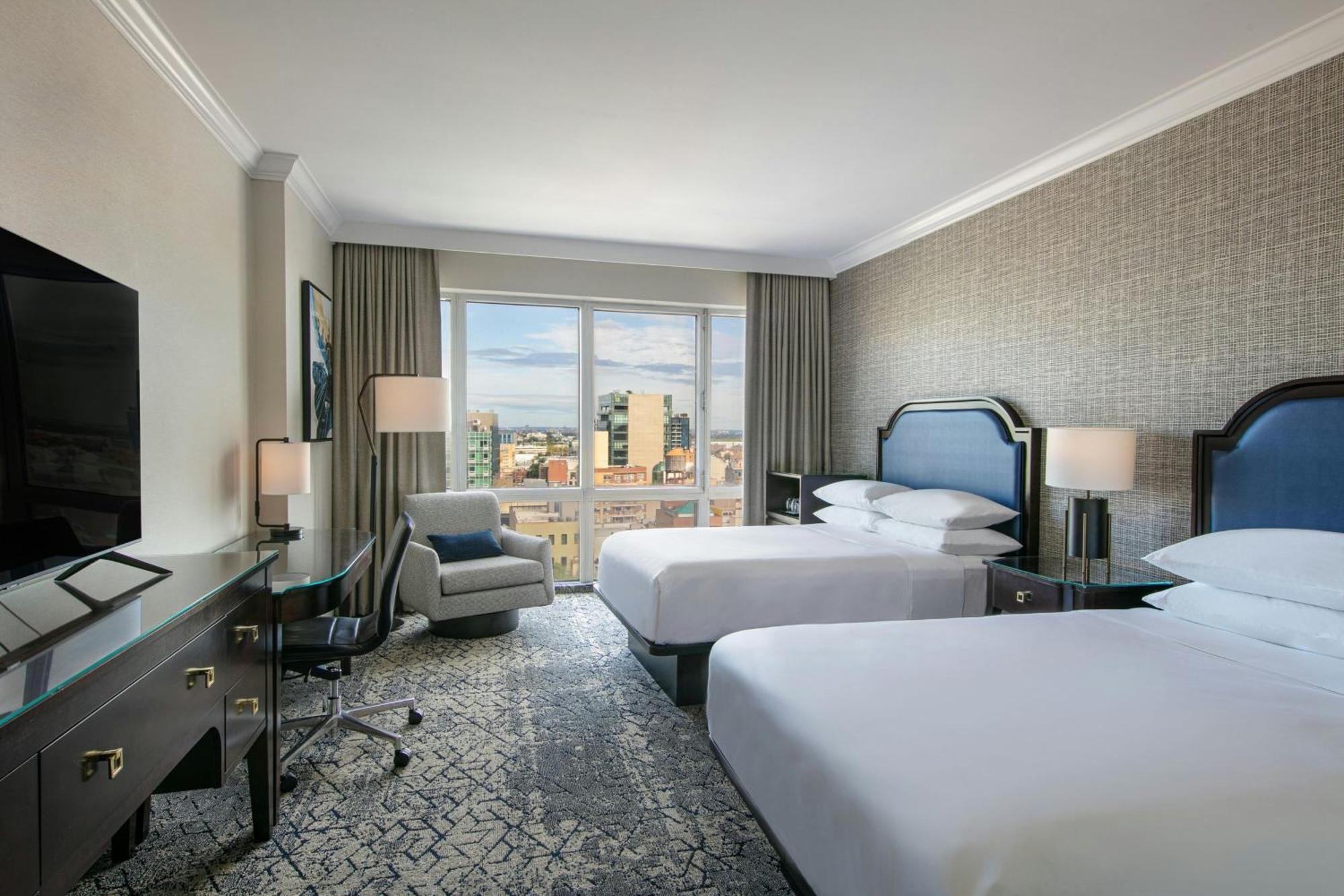 Sheraton Laguardia East Hotel New York Bagian luar foto